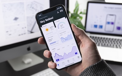 蜜桃直播软件功能特色介绍，展示其社交与直播结合的特点